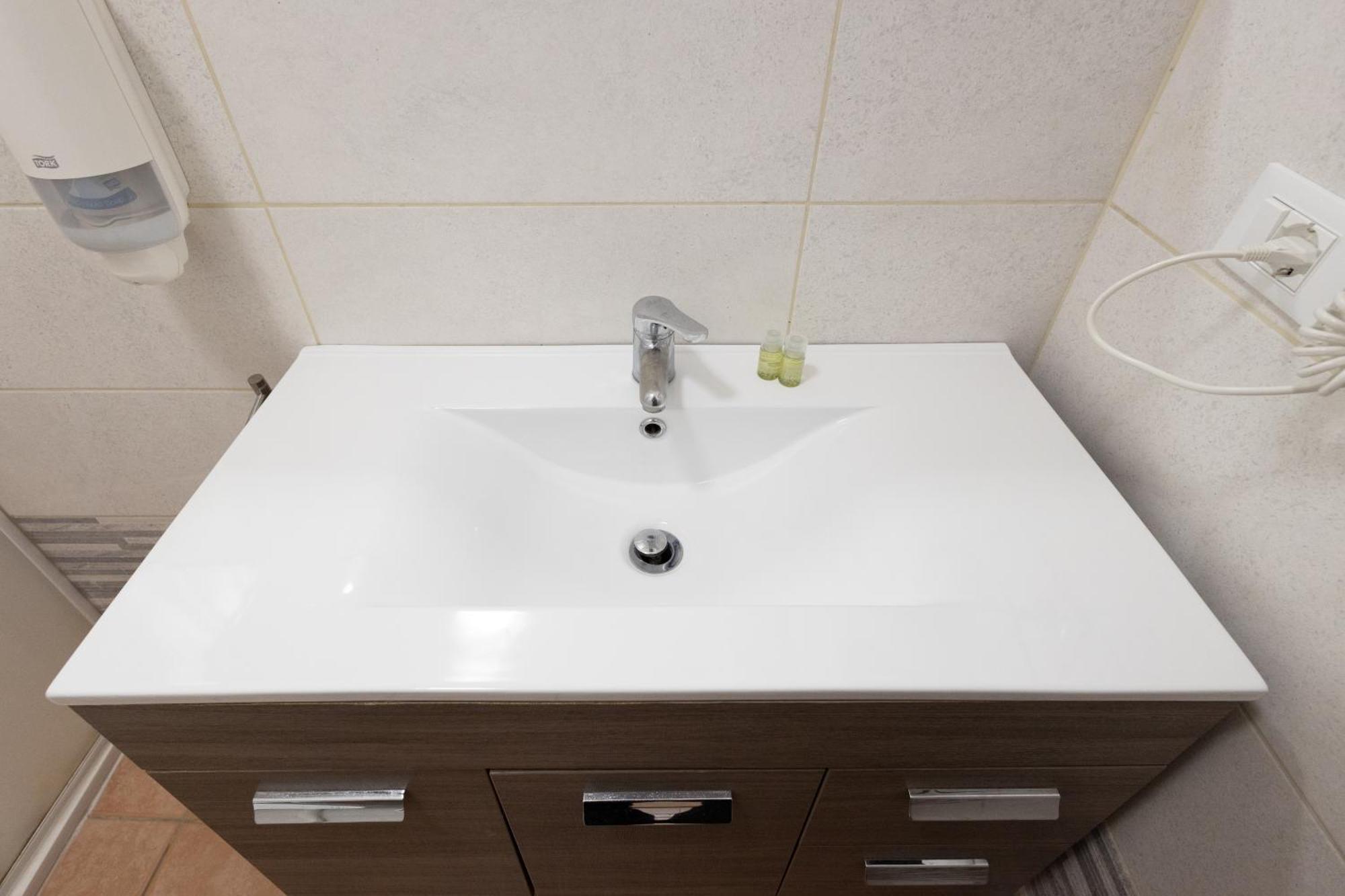 Tourist House Bologna Pratellino - Self Check-In Apartment Exterior photo